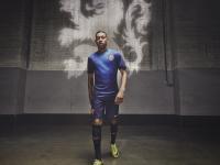 开云足球直播-森林狼的利齿，当范弗利特在生死时刻成为北境新王