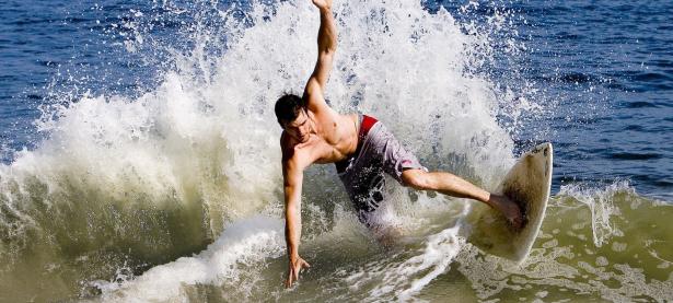 开云体育平台APP-罗马力克日本，阿什拉夫高光表现背后的战术革命与个人英雄主义