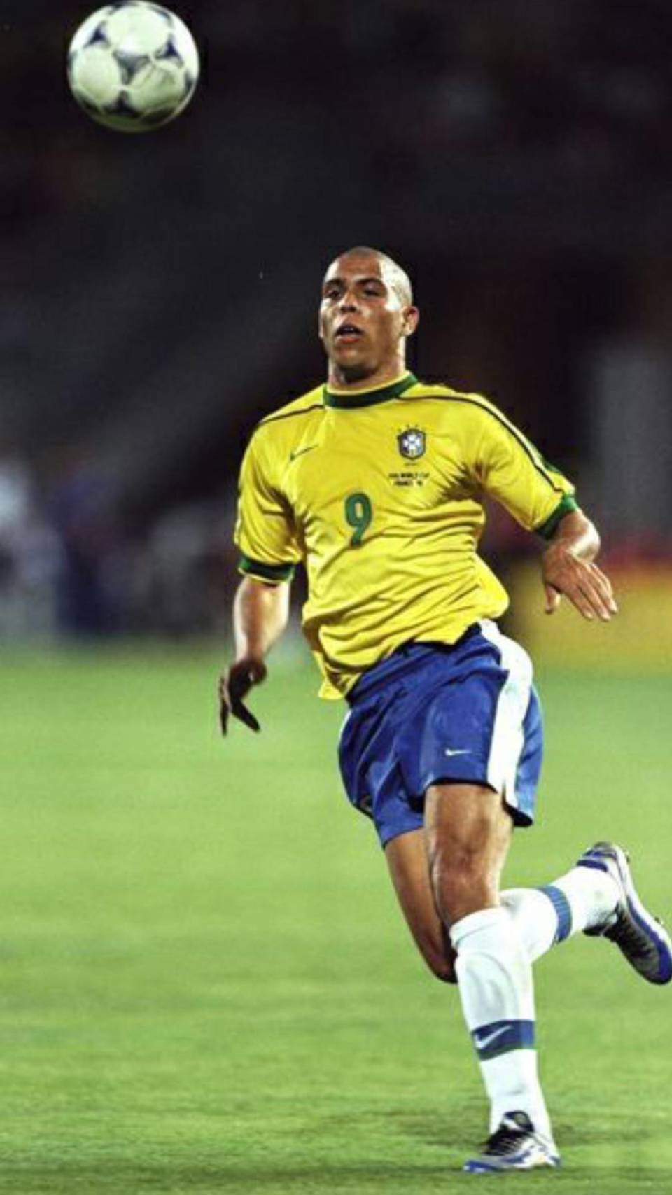 关于魅力纷呈!欧洲足球名将展现出色表现的信息 关于魅力纷呈!欧洲足球名将展现出色表现的信息