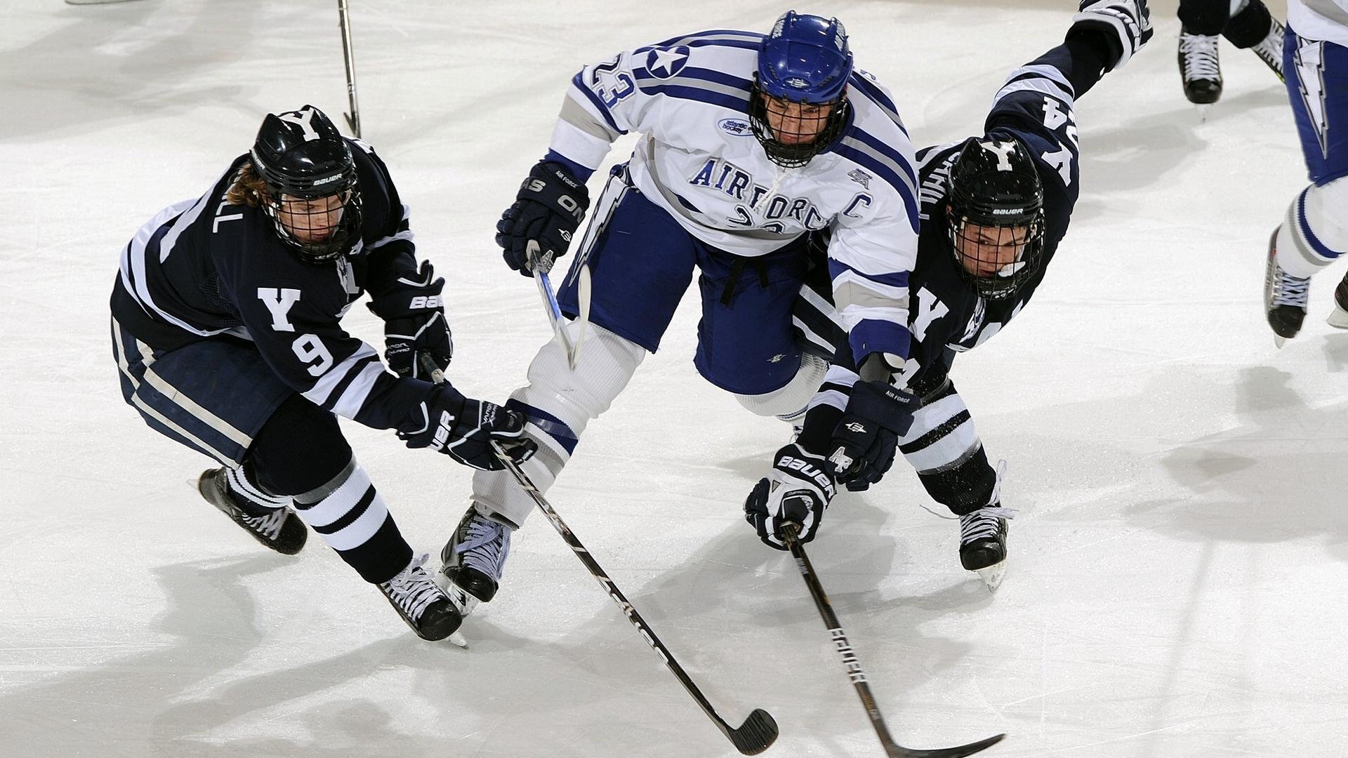 钢铁意志与烈焰雄心，当德意志铁骑冲垮蓝黑防线，范戴克点燃的不只是赛场
